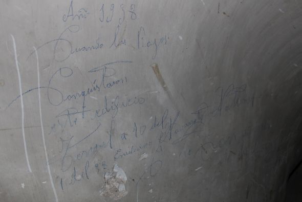 Un grafiti hecho durante la guerra en la iglesia de San Francisco permite a un hijo conocer la historia de su padre