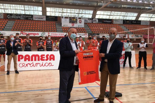 El CV Teruel anuncia su patrocinio con Pamesa y presenta su nueva equipación