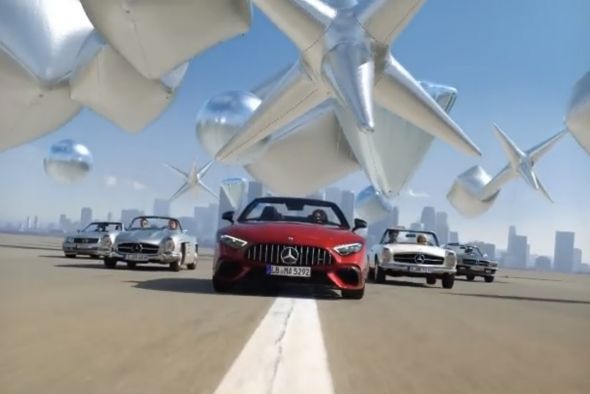 Mercedes Benz estrena la campaña rodada en el Aeropuerto de Teruel