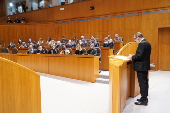 Los pueblos tendrán una fiscalidad diferenciada complementaria a  las ayudas de los costes laborales