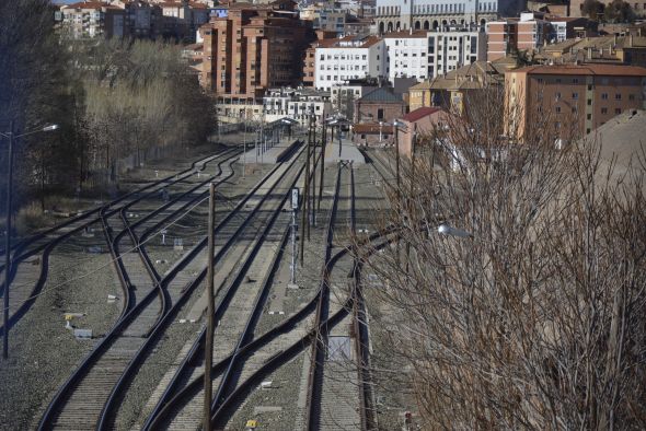 Adif licita nuevas obras para aumentar la capacidad de explotación de la línea férrea Zaragoza-Teruel-Sagunto