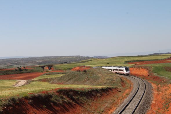 Teruel Existe le plantea al Mitma varias alternativas para la mejora de frecuencias y horarios de los trenes