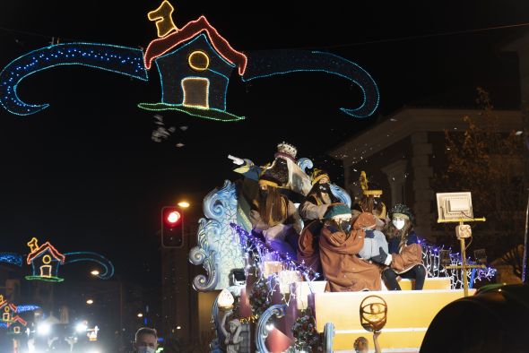 Galería de fotos de la Cabalgata de Reyes en Teruel capital