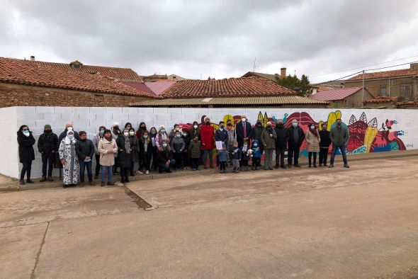 La DPT descentraliza el acto conmemorativo del Día de la Mujer con la inauguración de un mural en Galve