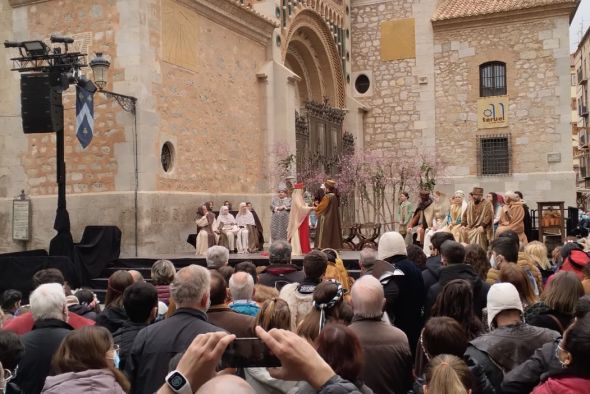 LA RECREACIÓN: Una confundida Isabel de Segura da el sí quiero a Don Pedro de Azagra en Teruel