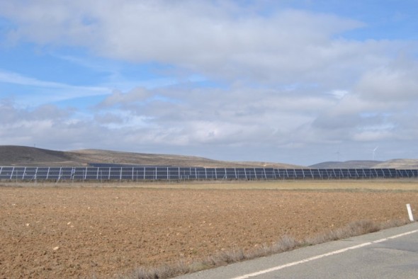 Aliente pide que se retire el decreto que exime a empresas de renovables de cumplir normas ambientales