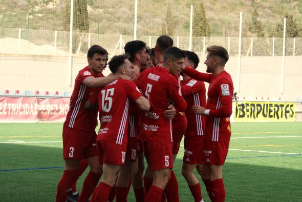 CD Teruel y Ejea se reparten los puntos en el partido de Luchán (1-1)