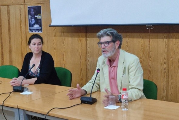 Isabel Navarro abre los actos del FAN en Andorra con una conferencia sobre identificación en genética forense