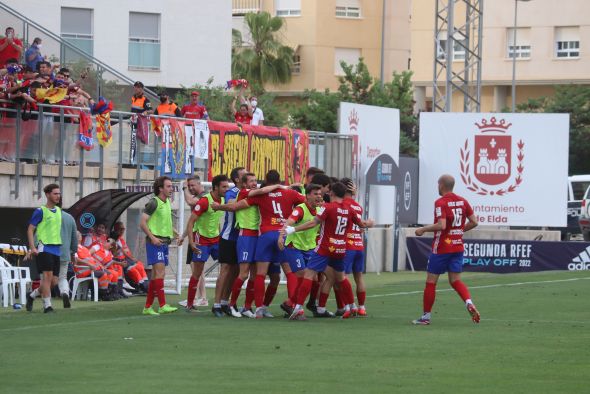 Víctor Bravo: Si las cosas nos salen bien el CD Teruel estará jugando la próxima temporada en Primera RFEF