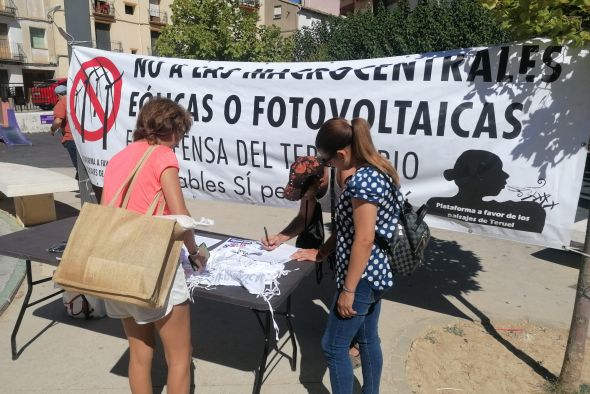 Polémica en Alcañiz al denegar permiso para una recogida de firmas por los molinos durante el concierto de Ixo Rai!