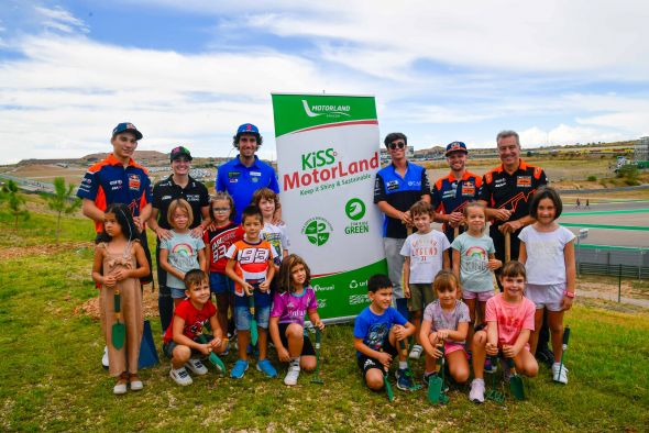 Alex Rins abandera la campaña KiSS Motorland que crea conciencia ambiental entre los fans