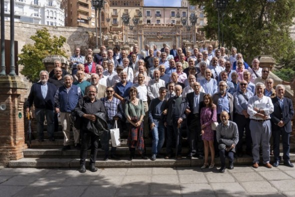 Un centenar de exalumnos del San Pablo celebran el 90 cumpleaños de su fundador
