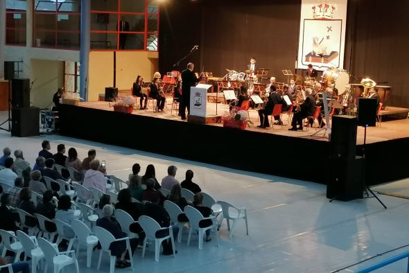 Andorra, Mora y Alcañiz participaron en el concierto de la villa minera