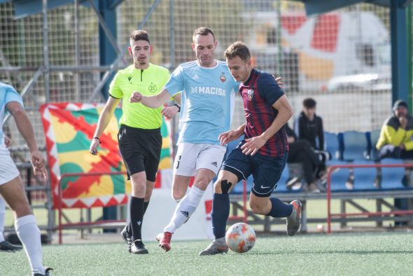 El Huesca B somete con dureza al Calamocha