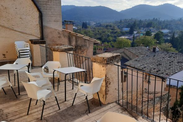 El Ayuntamiento de Belmonte de San José ampliará la terraza del bar para atraer más turistas