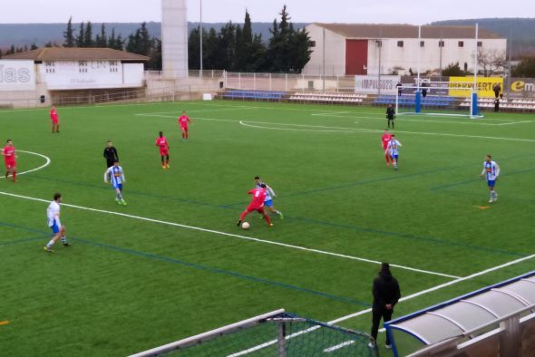 Al Utrillas se le moja la pólvora y cae en su reinicio de la competición (1-0)