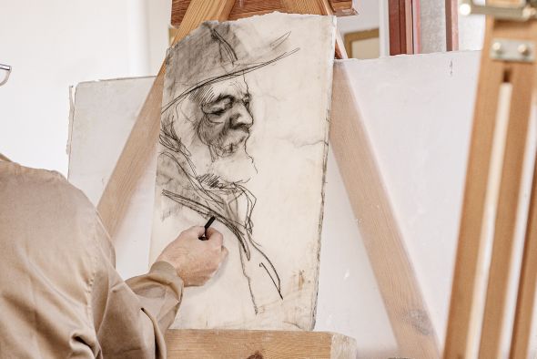 Rubén Vidal: “Pintar sobre alabastro es un camino con infinitas posibilidades creativas”