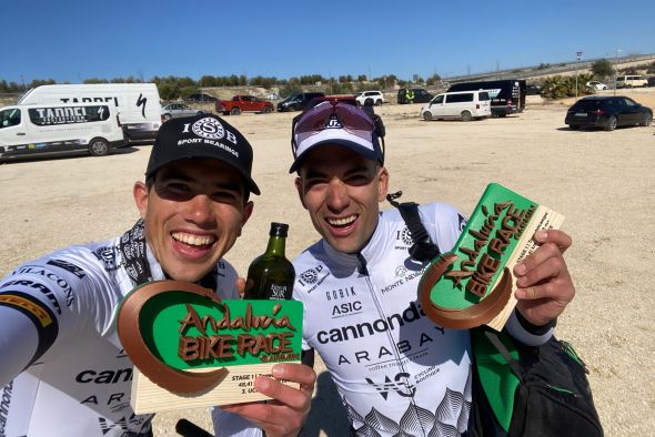 Roberto Bou se sube por primera vez al podio en lo que va de año en la Andalucía Bike Race