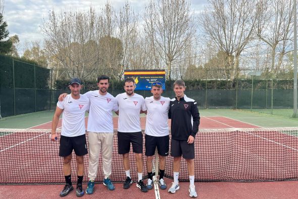 El equipo A del Club Tenis Teruel se cuela en las semifinales