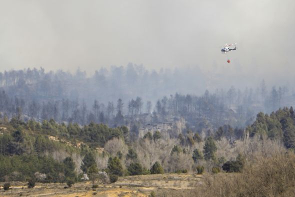 Rachas de viento de entre 30 y 40 kilómetros por hora en la zona del incendio y se registrarán temperaturas de hasta 25 grados