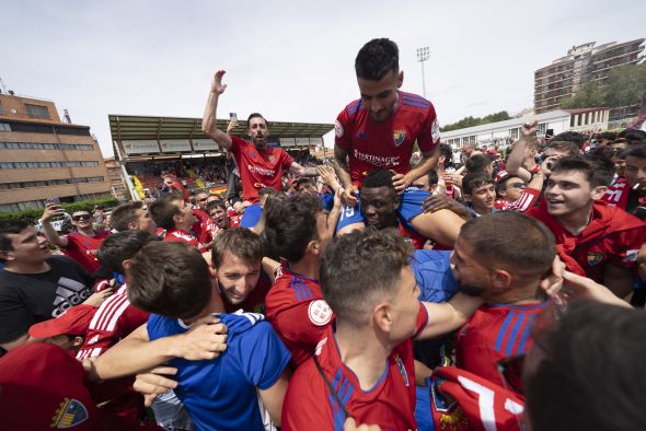 El CD Teruel asciende a Primera RFEF tras ganar en Pinilla 2-1 al Formentera con una grada entregada al equipo