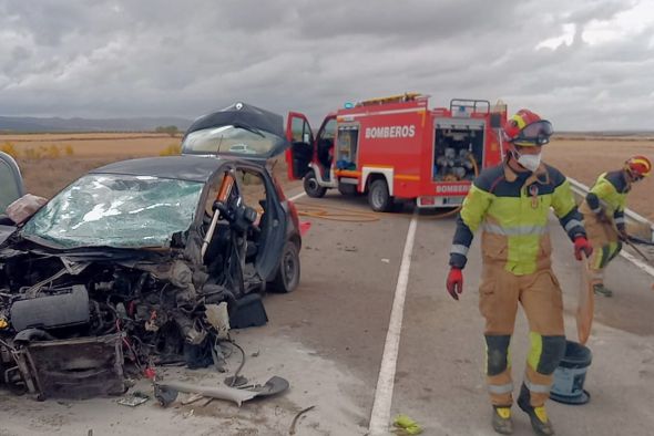 Un muerto en un accidente ocurrido entre Albalate y Lécera en el que se han visto implicados tres vehículos