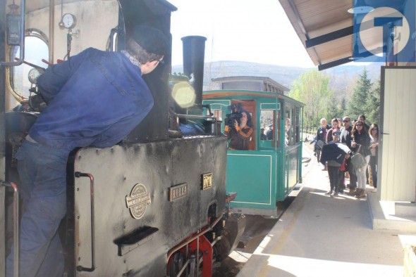 El tren turístico minero de Utrillas abre la temporada del parque temático