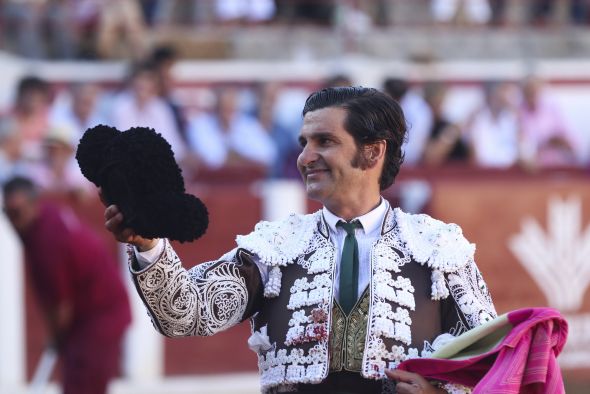 Morante de la Puebla se cae del cartel de la corrida del viernes en Teruel por lesión y será sustituido por Pablo Aguado