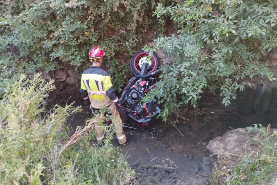 Herido un motorista de 29 años en un accidente en Torrijo del Campo