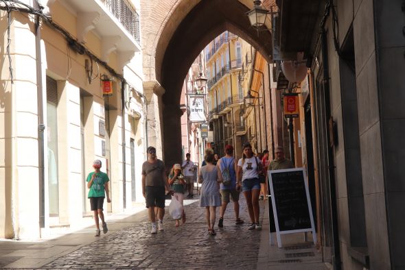 La Aemet anuncia para este martes temperaturas máximas significativamente altas en la mitad occidental de Teruel