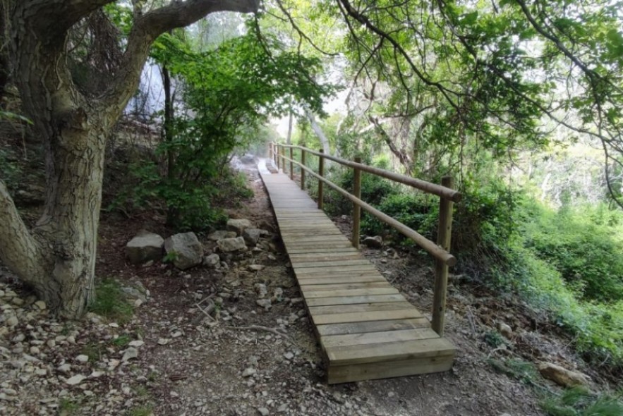 La Comarca del Maestrazgo realiza mejoras en el camino al Nacimiento del río Pitarque