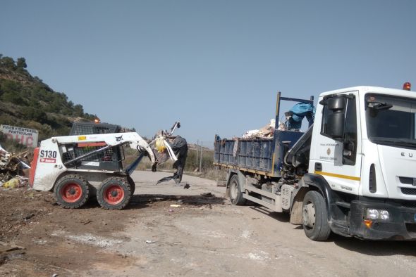 Recogidas en Alcañiz 50 toneladas de residuos arrojado de forma irregular