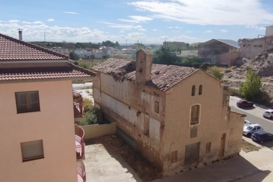 El Ayuntamiento de Alcañiz actuará de urgencia en la iglesia de los Capuchinos tras el hundimiento del tejado