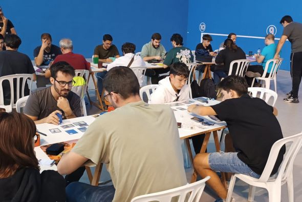 Buen arranque en el décimo aniversario de las jornadas dedicadas en Teruel a los juegos de mesa