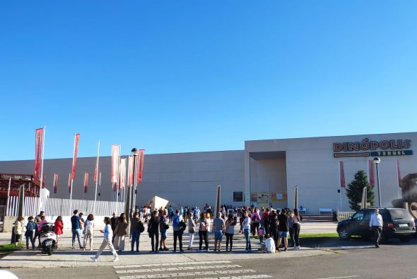 Agotadas en apenas seis horas las siete mil entradas solidarias para ver Dinópolis