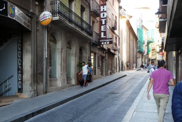 Las altas temperaturas auguran el lleno en los alojamientos turísticos de Teruel durante el puente del Pilar