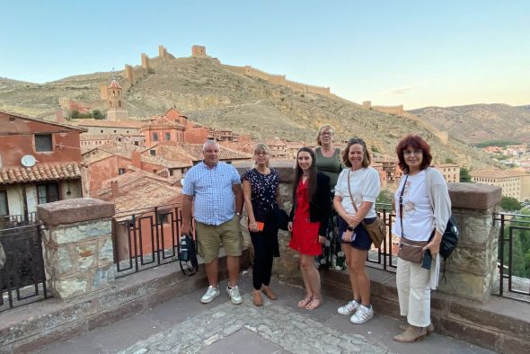 Un grupo de turoperadores del Reino Unido conocen las excelencias turísticas de la provincia de Teruel