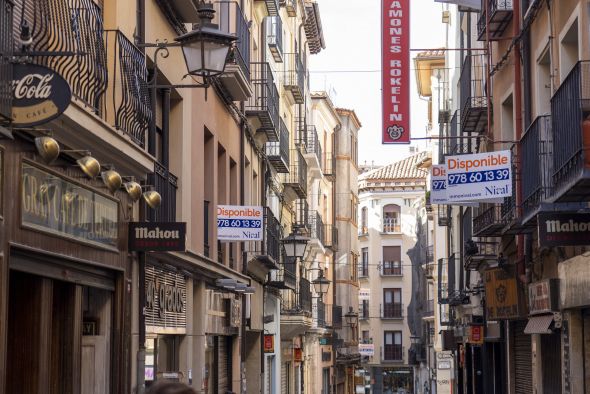 Los estudiantes de fuera de Teruel  se topan con una escasa oferta de alquiler y precios muy elevados