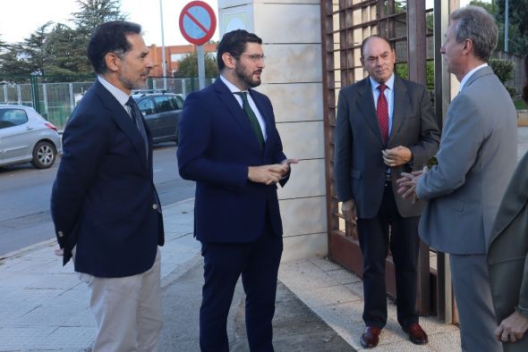 El Gobierno de Aragón pide a la Universidad que colabore en la puesta en marcha en Teruel del Centro de Estudios Demográficos