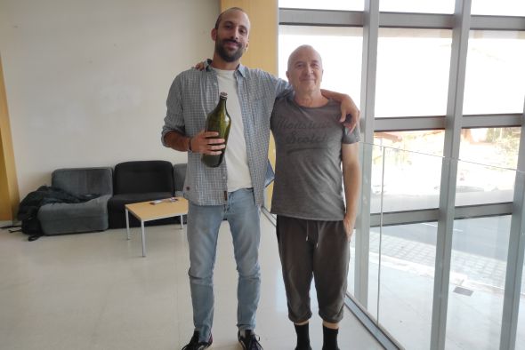 Los alumnos de Bellas Artes  de Teruel podrán mostrar su creatividad a través de una botella