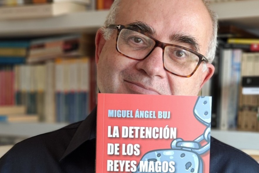 Miguel Ángel Buj, escritor: “El humor puede usarse para defenderse, como hizo Cervantes, o para atacar, como Quevedo”