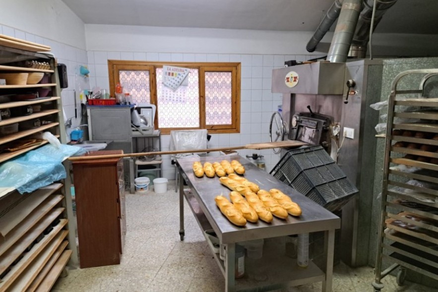 Gea de Albarracín busca gestores para el horno, que pronto se ampliará con una tienda