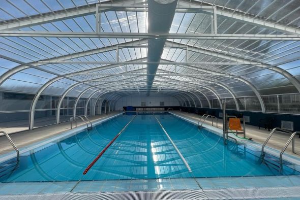 Valderrobres abre de manera permanente su piscina climatizada