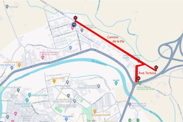 La calle de acceso al Nuevo Hospital de Alcañiz se corta desde este lunes al tráfico rodado