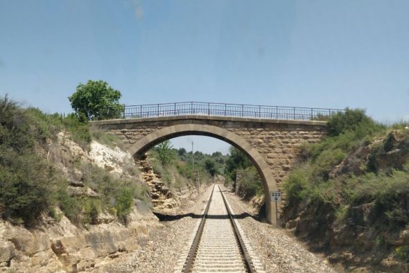 La ampliación del gálibo de los túneles del ferrocarril obligará a hacer cortes en la vía durante meses