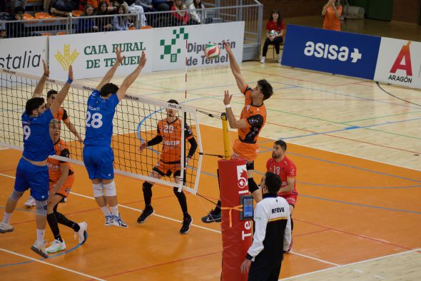 El Pamesa Teruel consolida su cuarto puesto tras un partido sufrido ante Melilla (3-2)