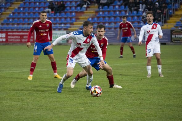 Diez jornadas después el CD Teruel  se deshace de su condición de colista