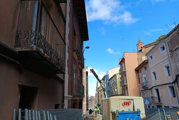 La colocación de pilotes del muro de la calle San Francisco, cerca de finalizar