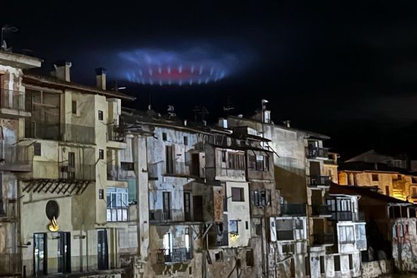 Las luces avistadas en el cielo del Matarraña el Viernes Santo eran fruto de las pruebas técnicas para un 'reality' televisivo