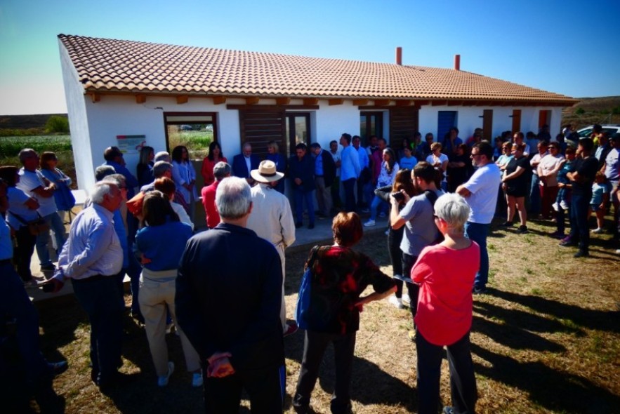 Urrea de Gaén estrena un centro  de visitantes para  la Loma del Regadío